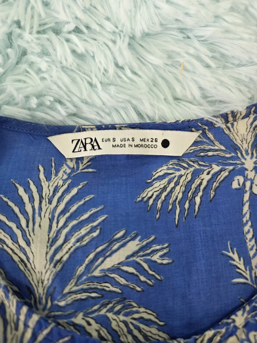 Zara Blue‎ Palm Tree Print Blouse ZW Collection Size S Puff Sleeve Button Up Top